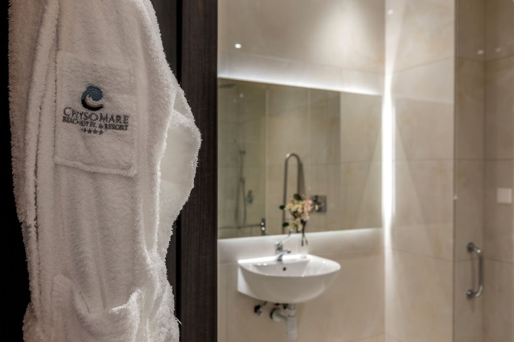 Chrysomare Beach Hotel and Resort Disable Sea View Suite 3