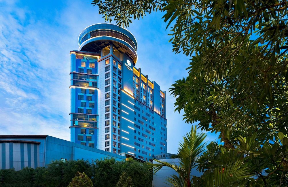 Doubletree By Hilton Surabaya
