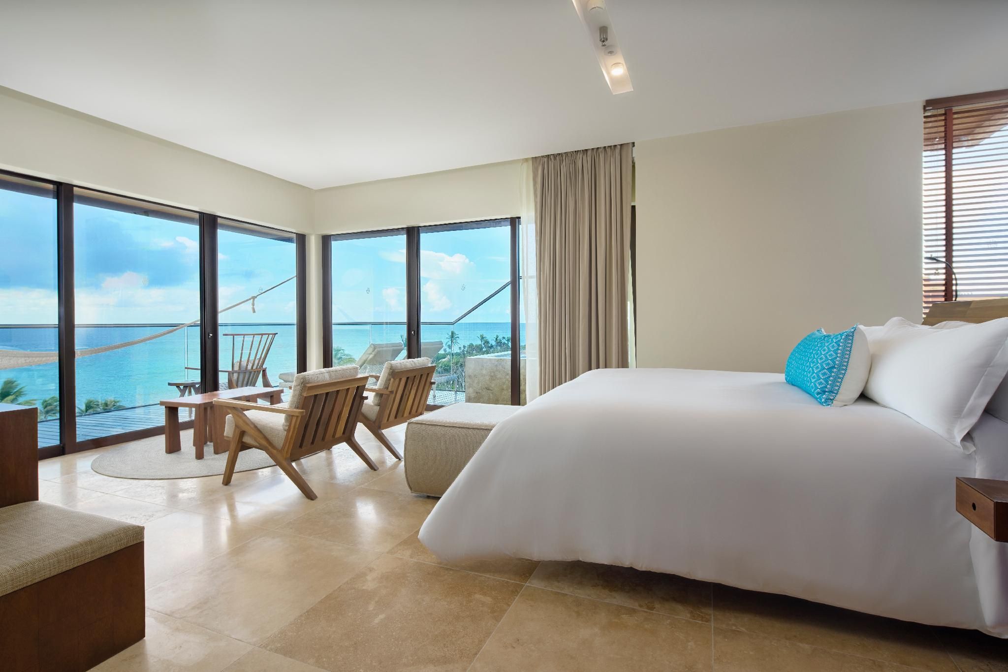 Junior Suite Ocean Front Adultos