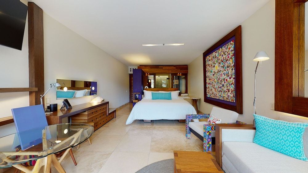 Suite River Adults