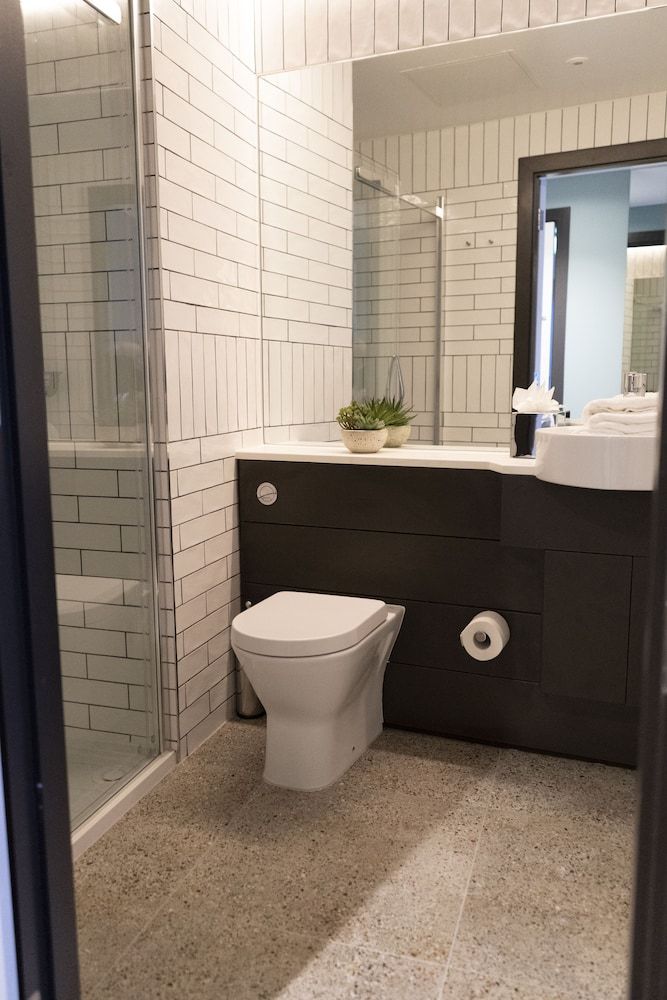 undefined Dublin One Hotel 8