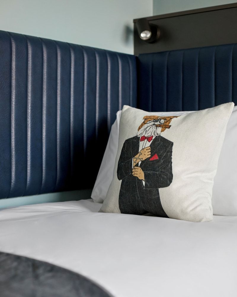 undefined Dublin One Hotel 3