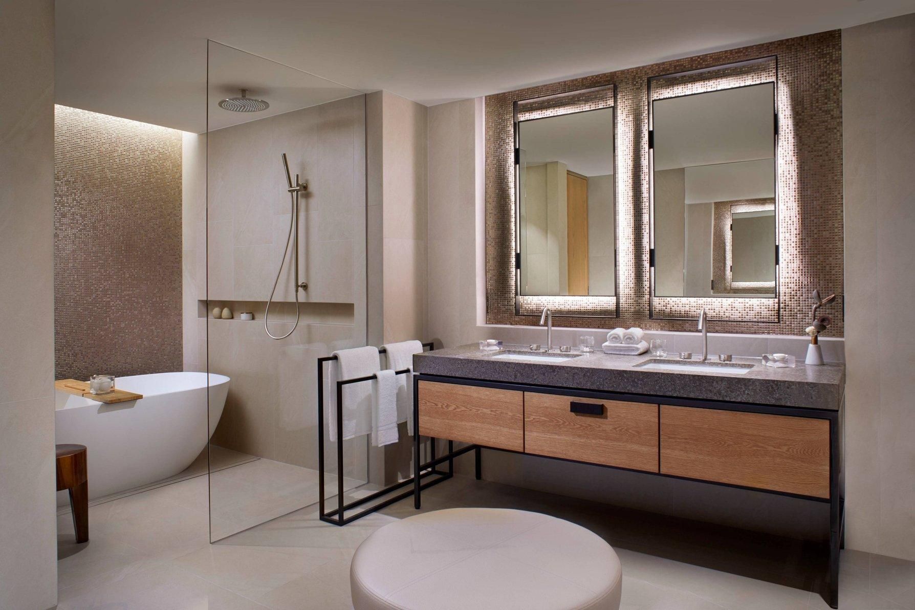 Guest Room, 1 King