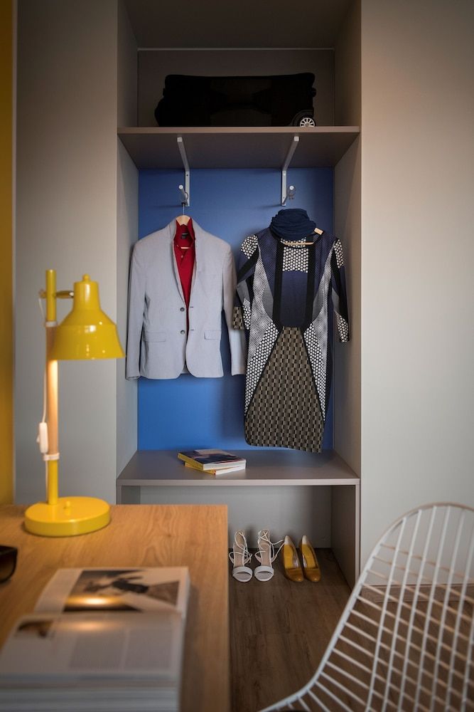 ibis Styles Athens Routes Premium Room 7