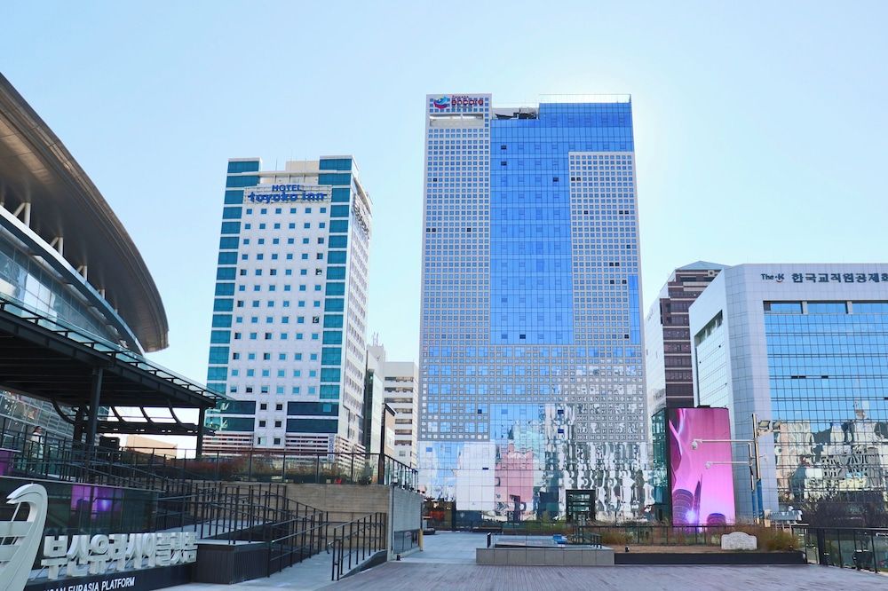 undefined Ramada Encore by Wyndham Busan Station 8