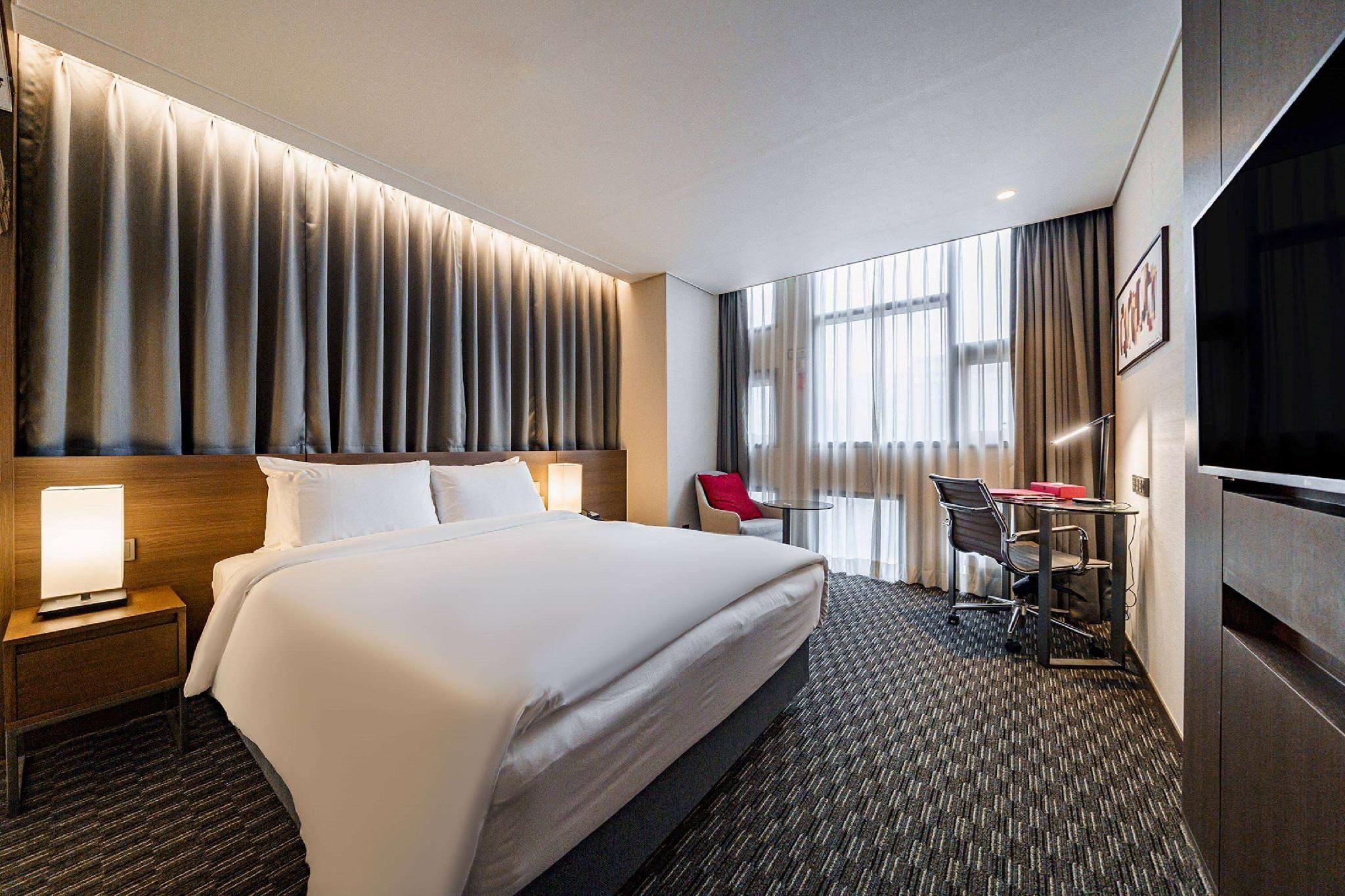 1 Double Bed, Premier Room, Non-Smoking