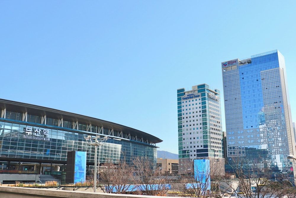 undefined Ramada Encore by Wyndham Busan Station 7