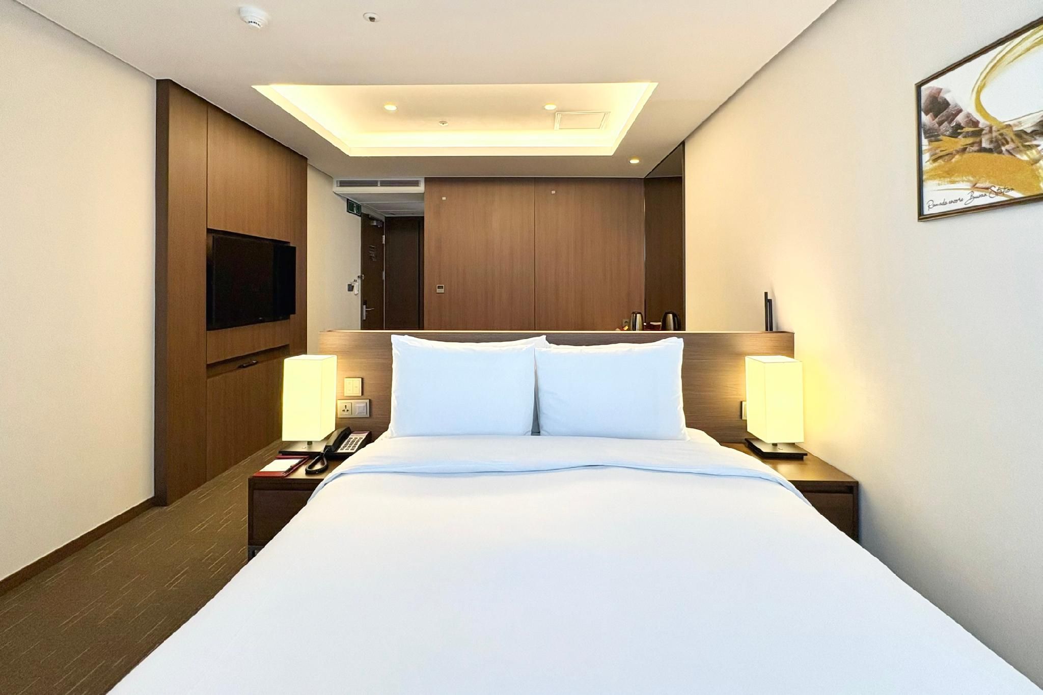 undefined Ramada Encore by Wyndham Busan Station 9