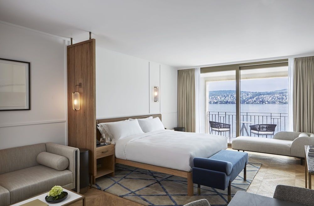 Lakeview Deluxe Studio with Balcony