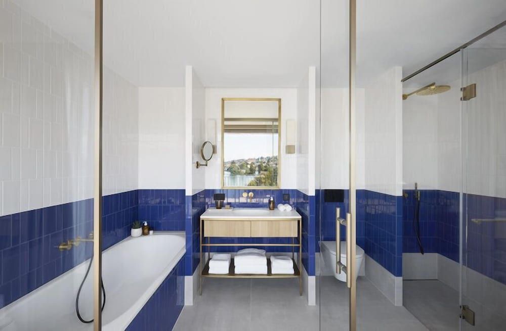 Alex Lake Zürich Penthouse One Bedroom Suite 3