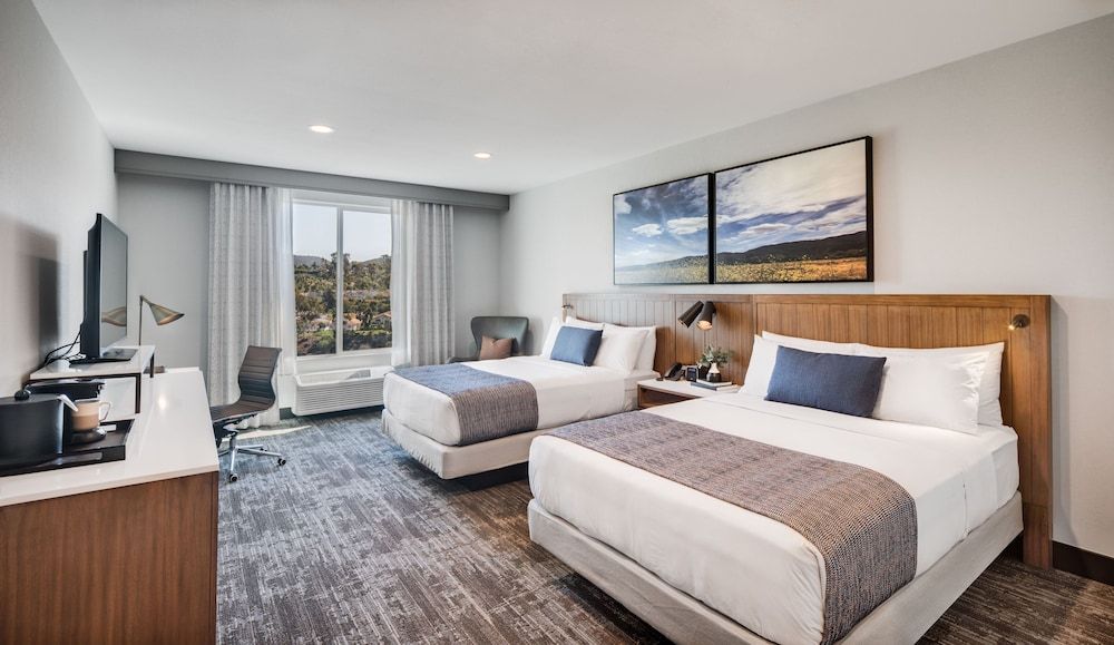Deluxe Double Room, 2 Queen Beds, Accessible