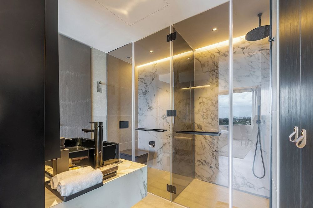 Noom hotel Abidjan Plateau Executive Apartment, Lagoon View 3