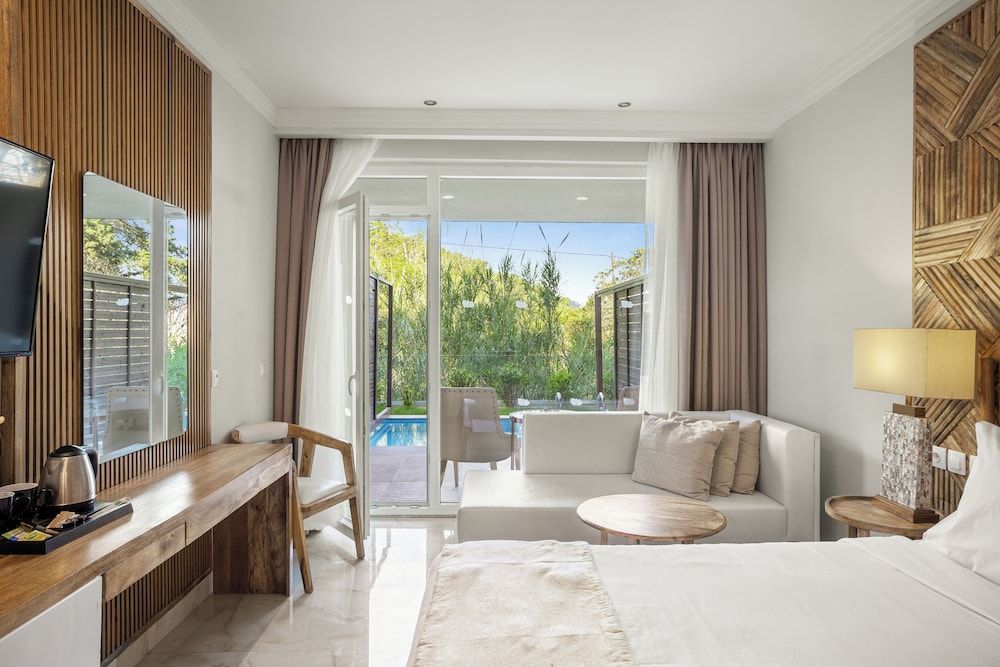 Superior Double with Plunge Pool