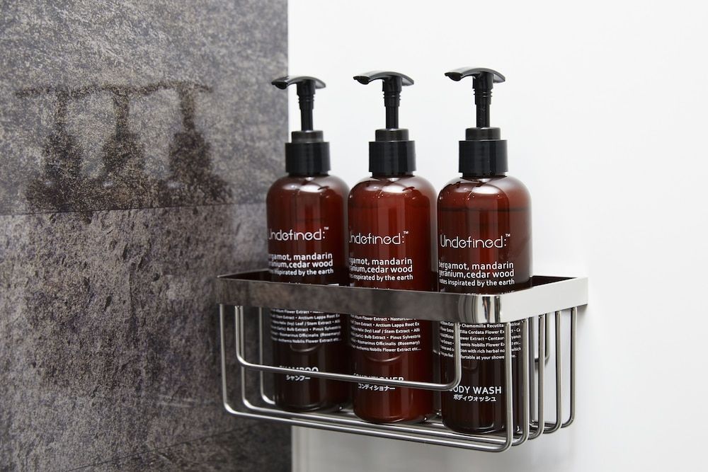 Bathroom amenities