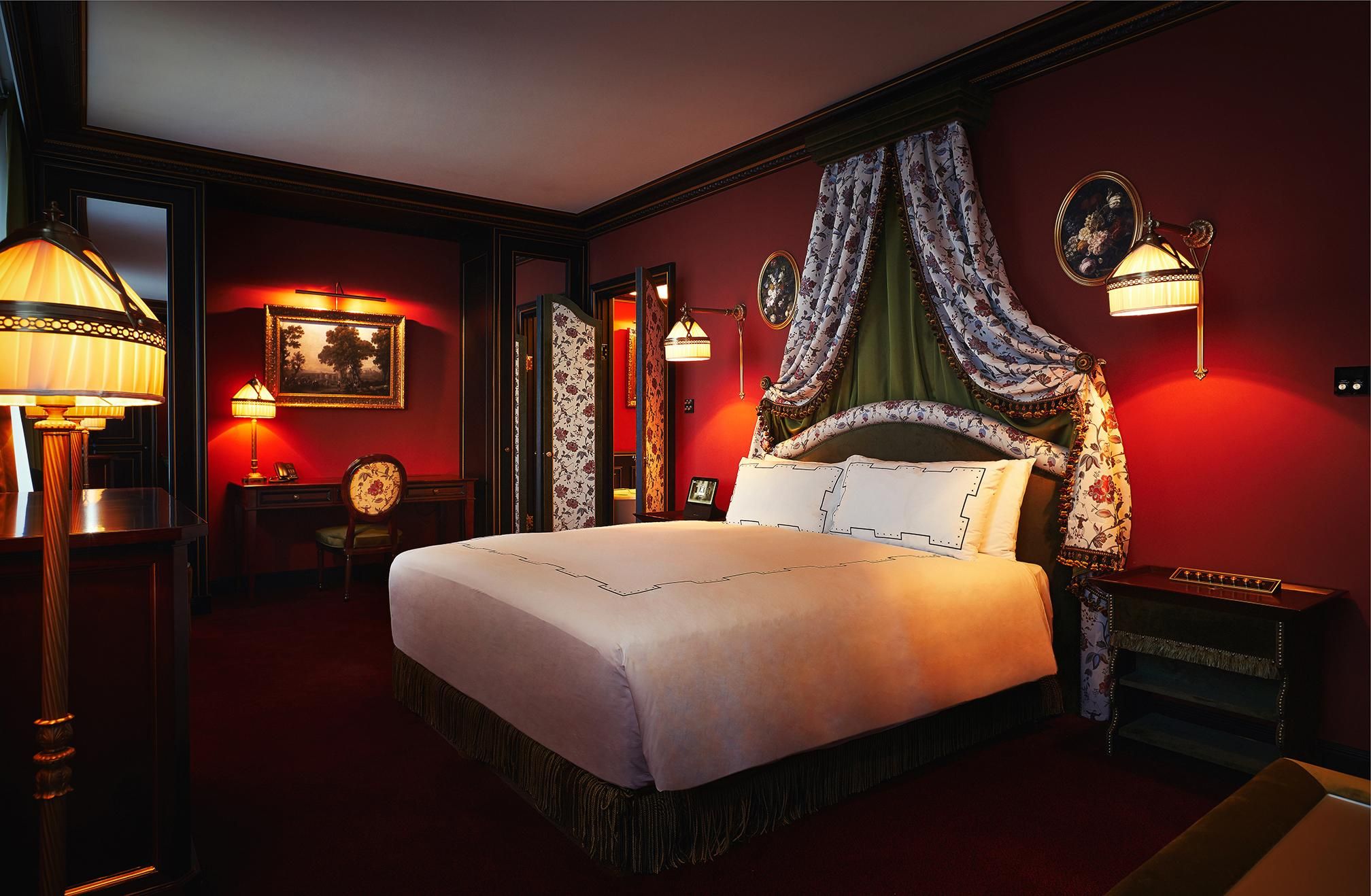 undefined L'Escape Hotel 8