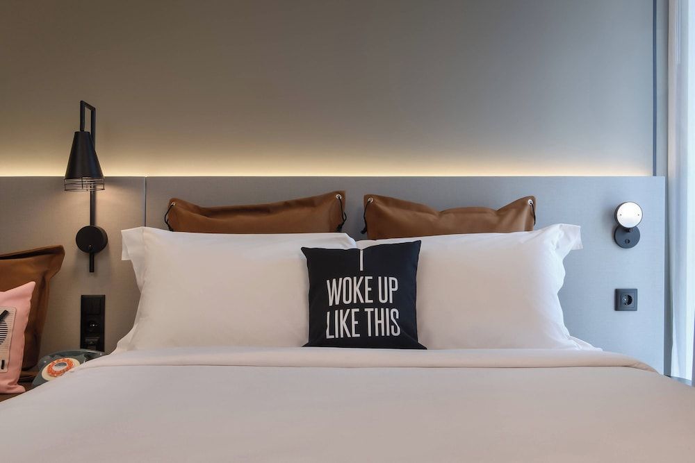 undefined Moxy Lisboa Oriente