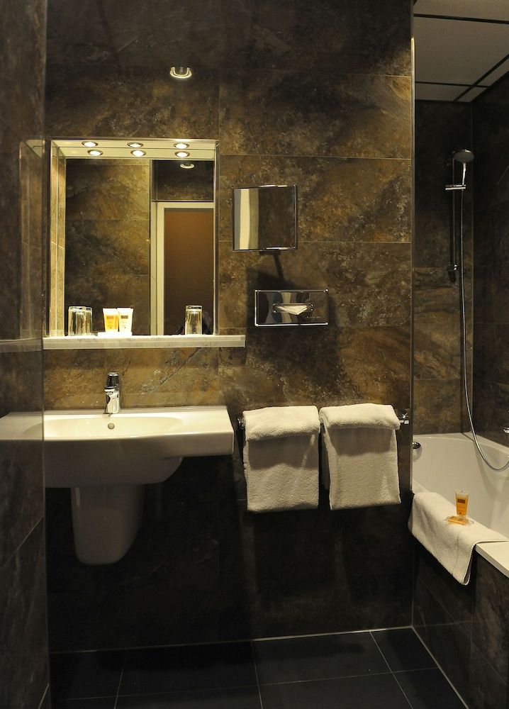 Apollofirst Boutique Hotel Standard Room, 1 Double or 2 Twin Beds 6