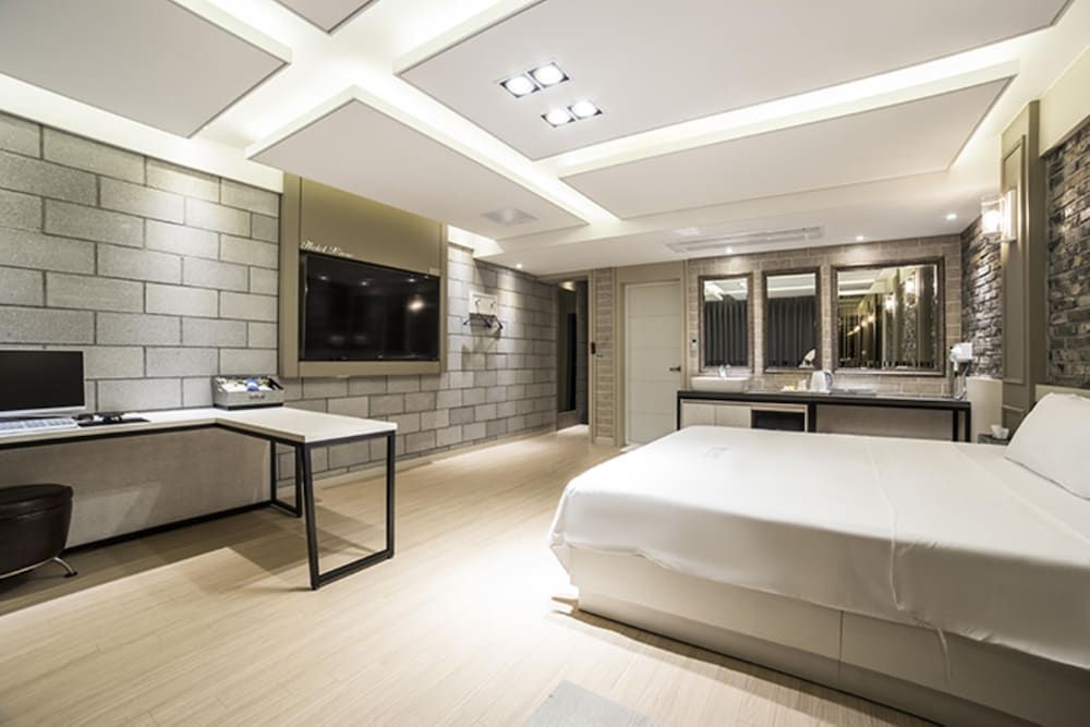 Pohang Hotel View Standard Double Room, Non Smoking, City View 2