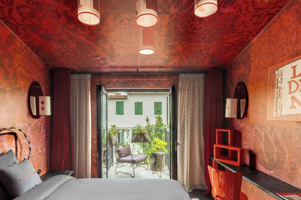 25hours Hotel Florence Piazza San Paolino Medium Rosso with Balcony 4