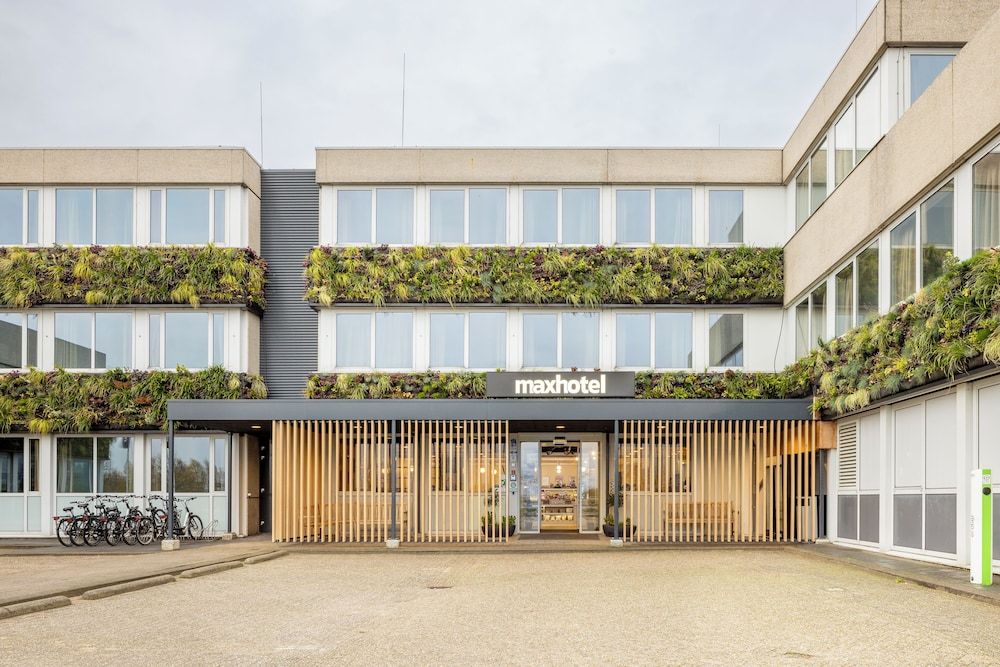 undefined Maxhotel Amsterdam Airport Schiphol 7