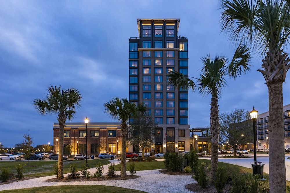 undefined Thompson Savannah, by Hyatt 6