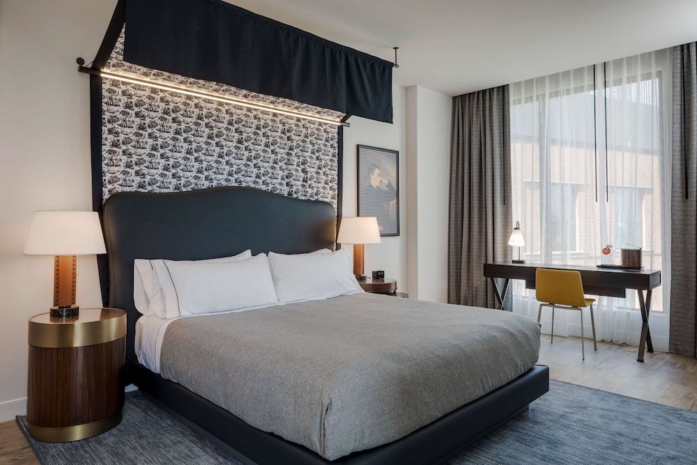 Suite, 1 Bedroom, Balcony