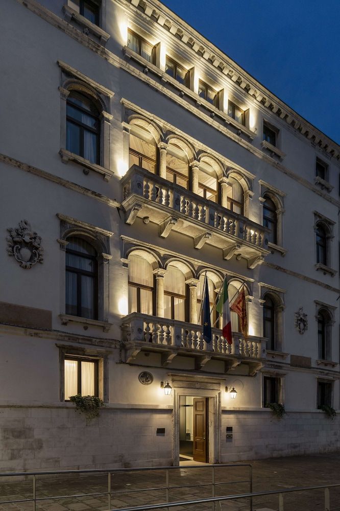 undefined Radisson Collection Hotel, Palazzo Nani Venice 4