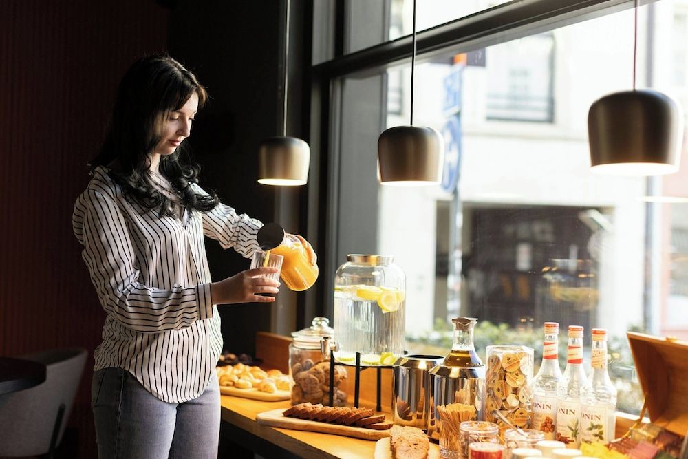 undefined Moxy Brussels City Center 8