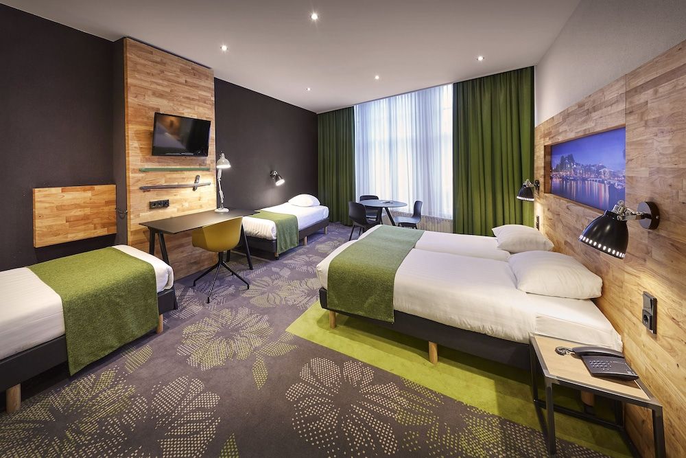 undefined Hotel Nova 4