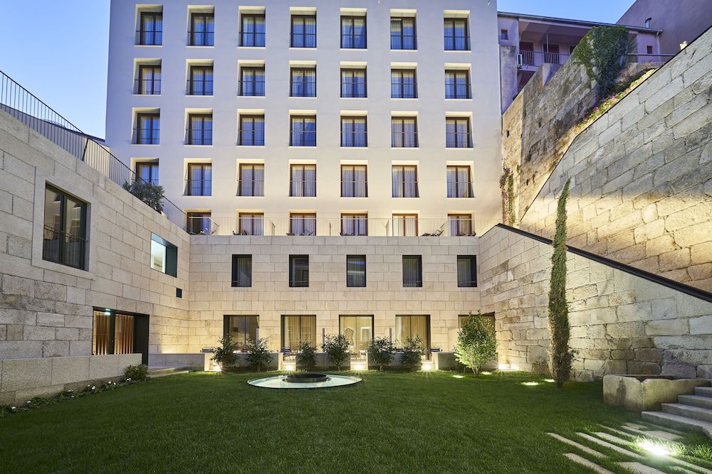 undefined PortoBay Flores 3