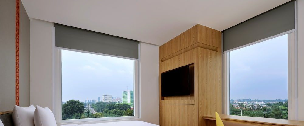 Aloft South Jakarta Deluxe Room, 2 Twin Beds 3