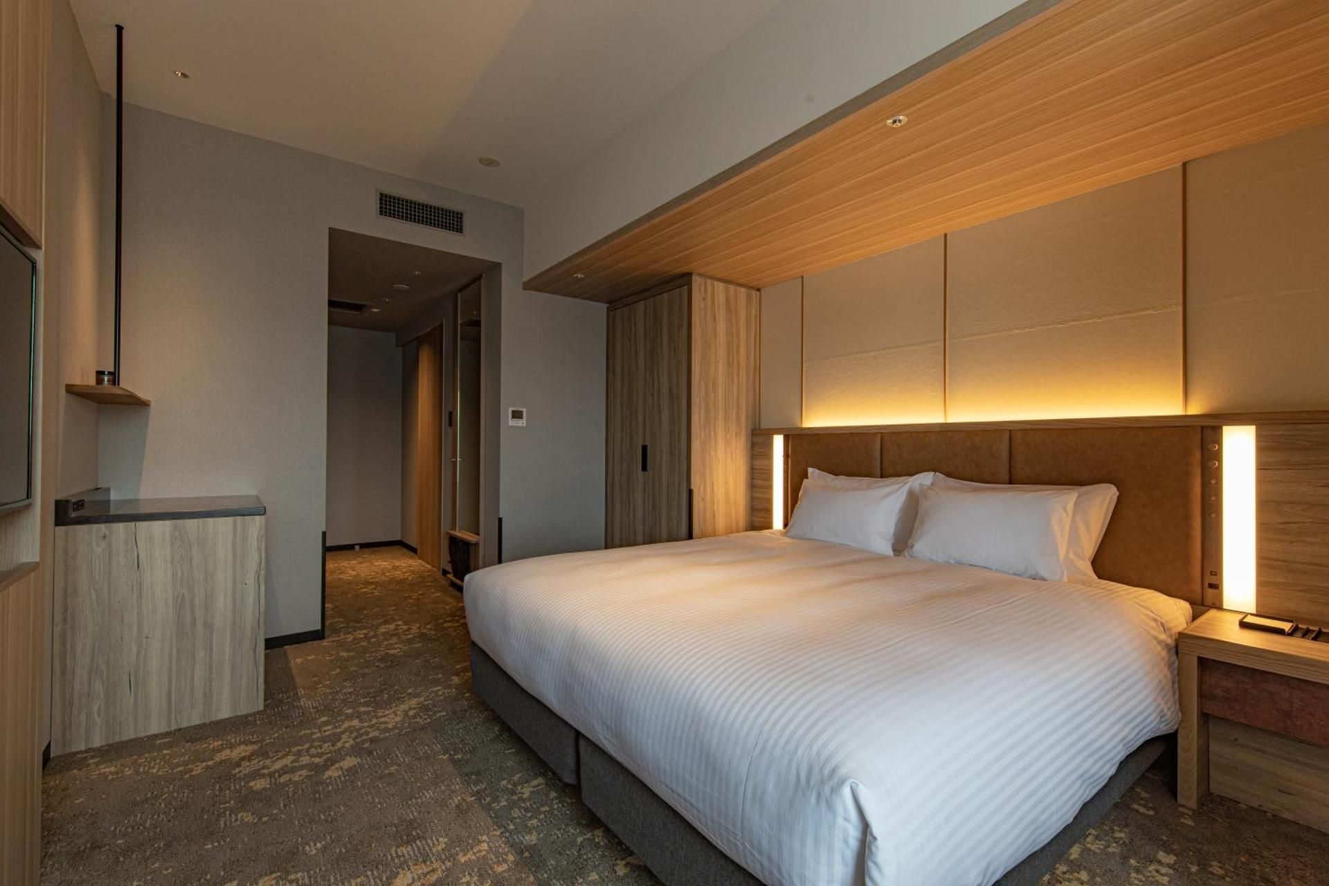 Moderate King Room