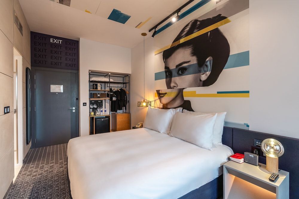 undefined Studio One Hotel 6
