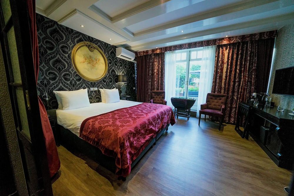 Deluxe Room, Garden View
