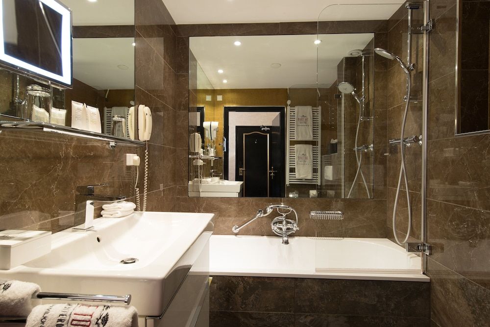 The Pavilions Amsterdam, The Toren Double Room 5