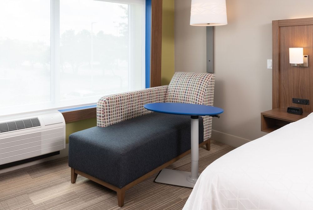 Room (Specialty)
