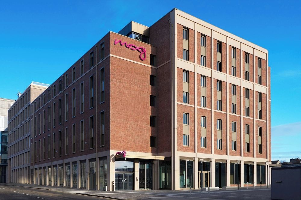 undefined Moxy Edinburgh Fountainbridge 6