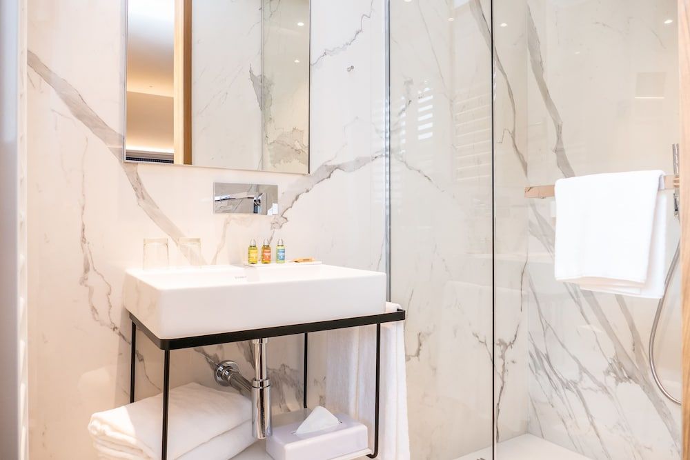 Hotel D Geneva Double Room (Cosy) 8