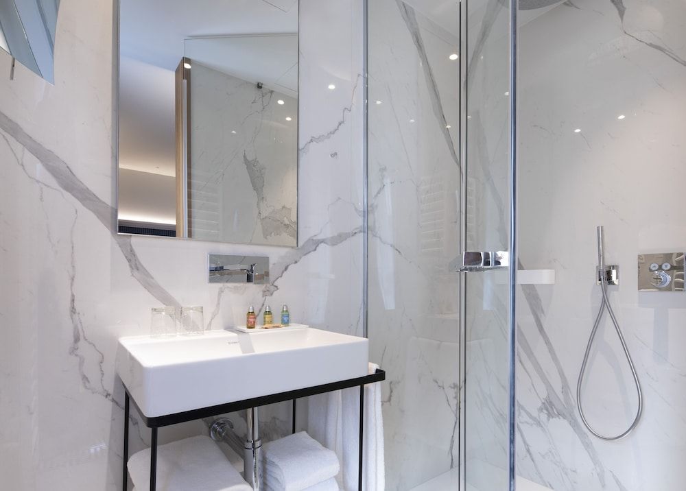 Hotel D Geneva Double Room (Cosy) 7