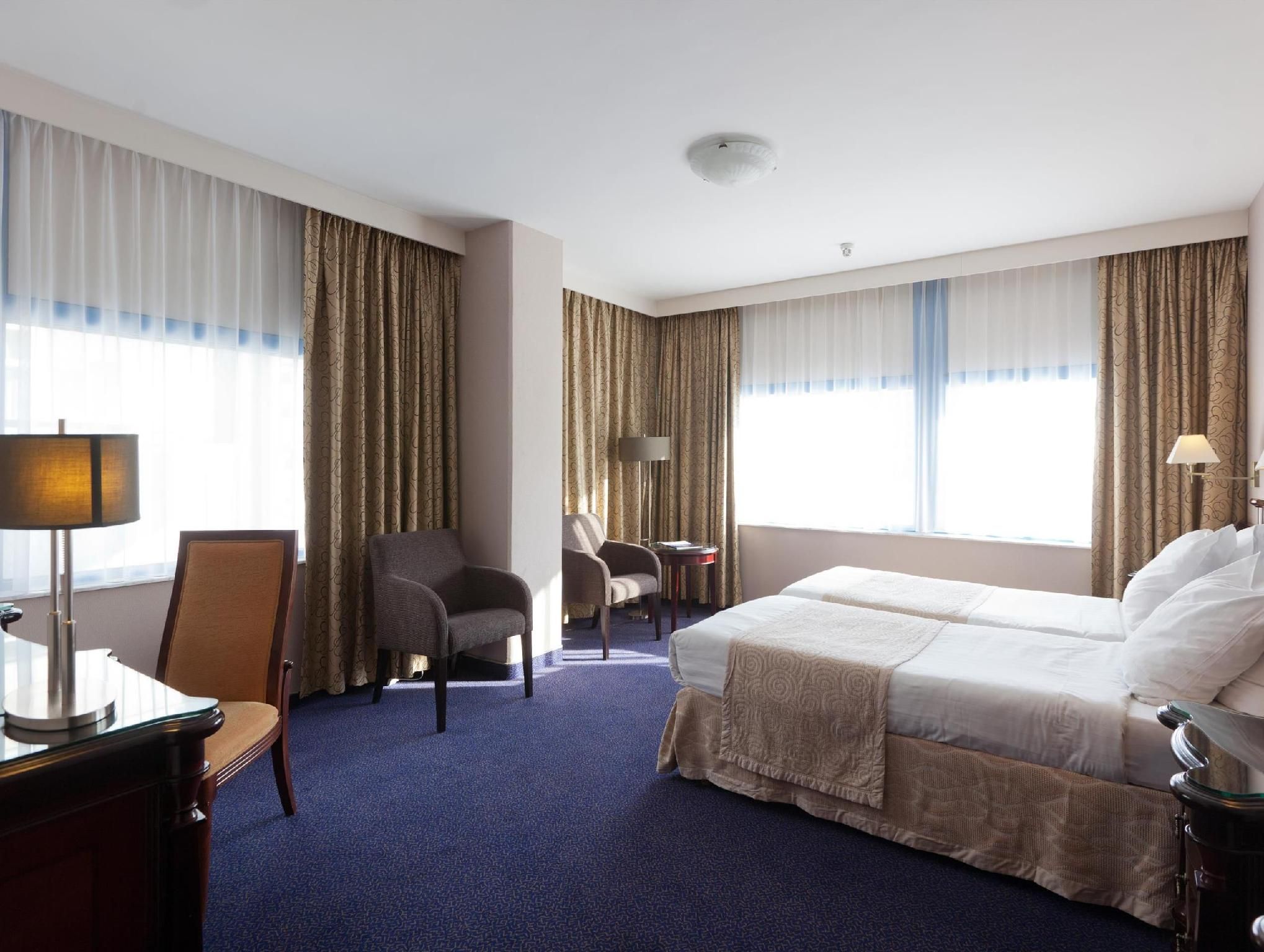 undefined XO Hotels Blue Square 10
