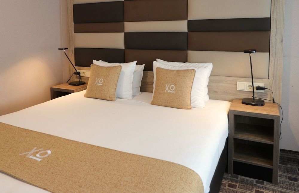 undefined XO Hotels Blue Square 5