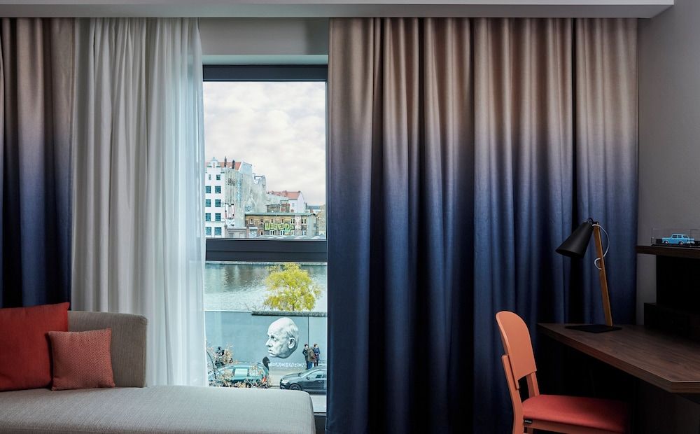 undefined Hotel Indigo Berlin - East Side Gallery by IHG 3
