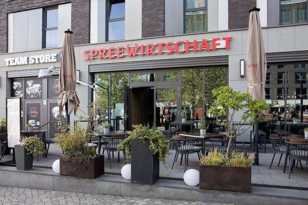 undefined Hotel Indigo Berlin - East Side Gallery by IHG 3
