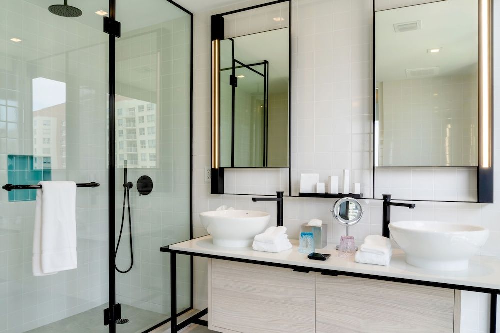 undefined Hyde Suites Midtown Miami 10