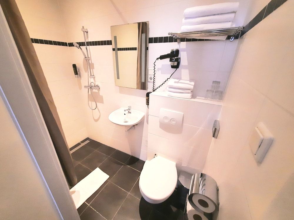 Hotel Washington Triple Room, 3 Twin Beds 6