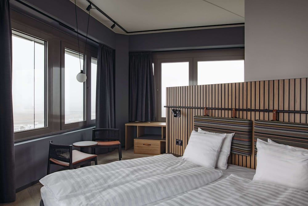 Comfort Hotel Arlanda Airport Terminal Deluxe Room, 1 King Bed, Non Smoking 5