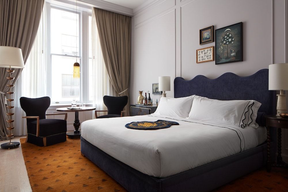 Deluxe Room, 1 King Bed