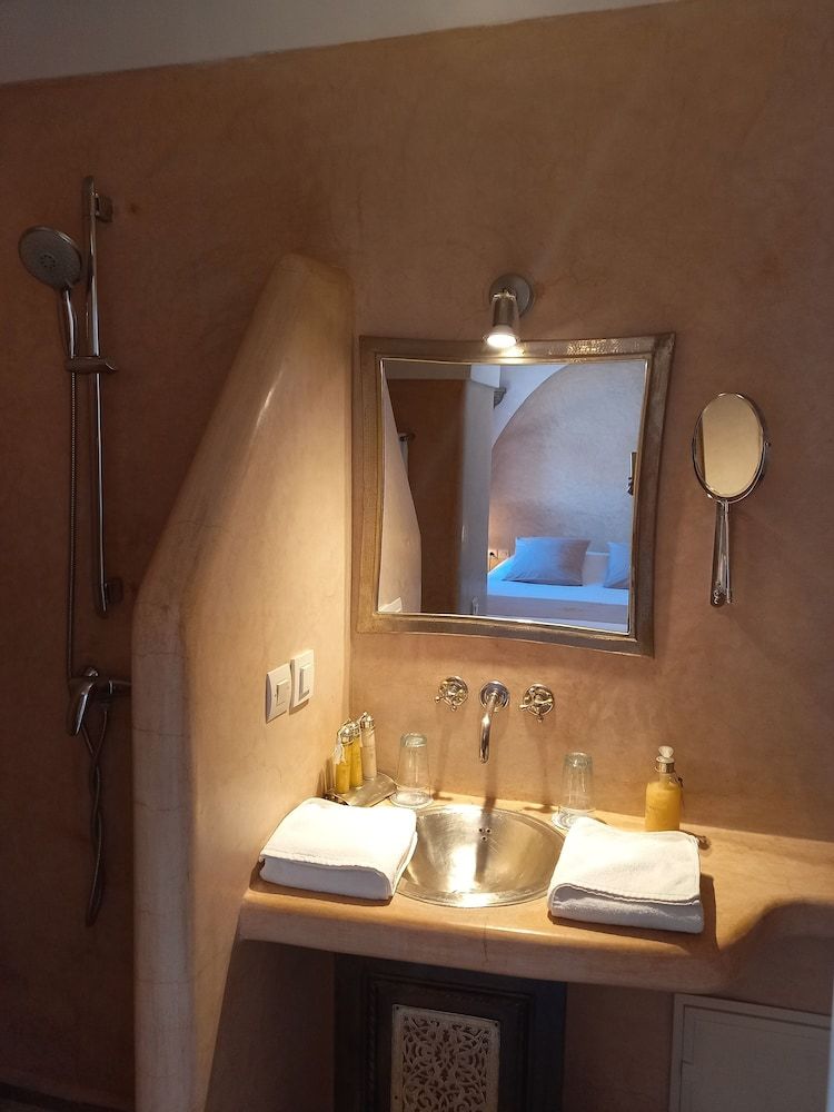 Riad Cherrata Standard Room (Maillechort) 2