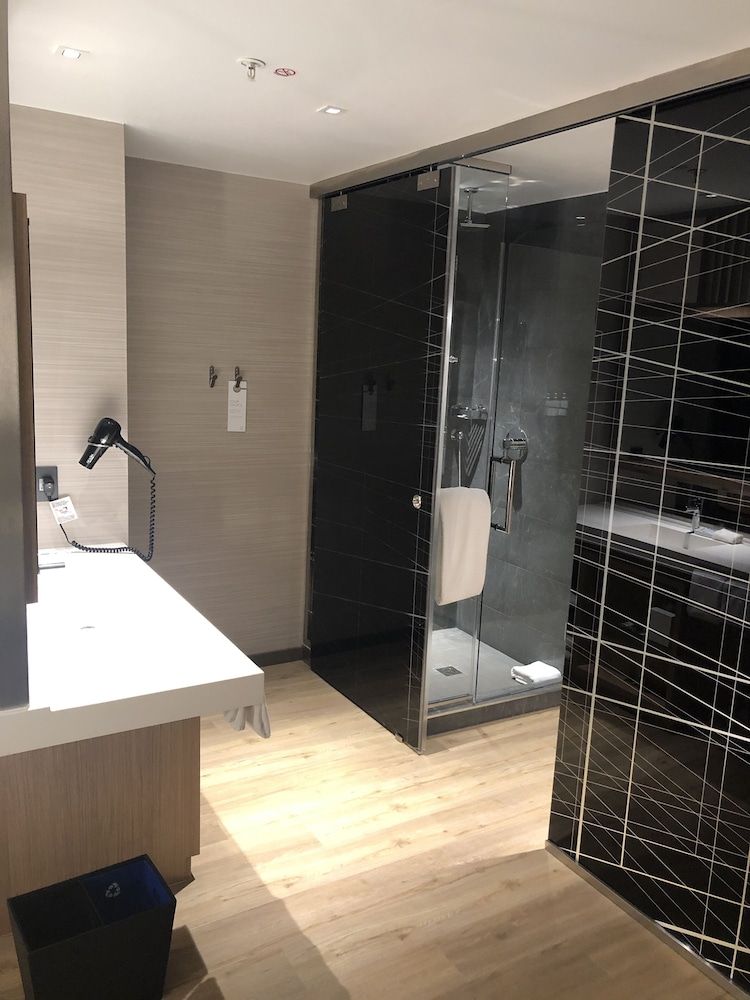 undefined AC Hotel by Marriott Houston Downtown 9