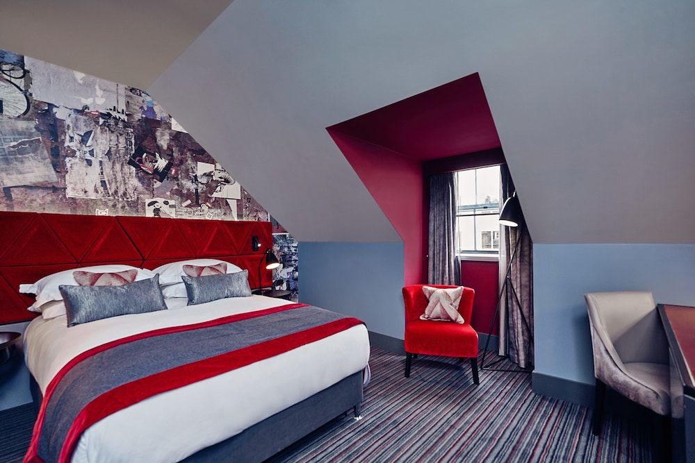 undefined Malmaison Edinburgh City 10